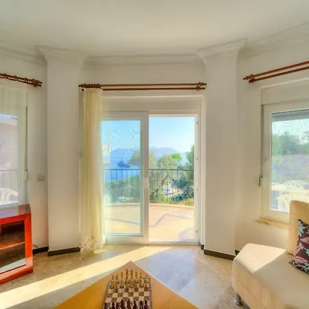 Apartment Paradise 2